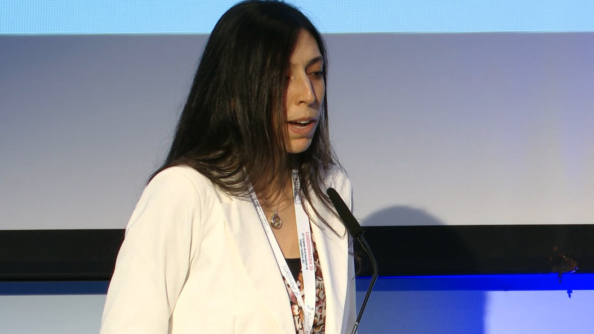 Medición de volumen extracelular por tomografía computarizada espectral para la detección de diferentes cardiopatías