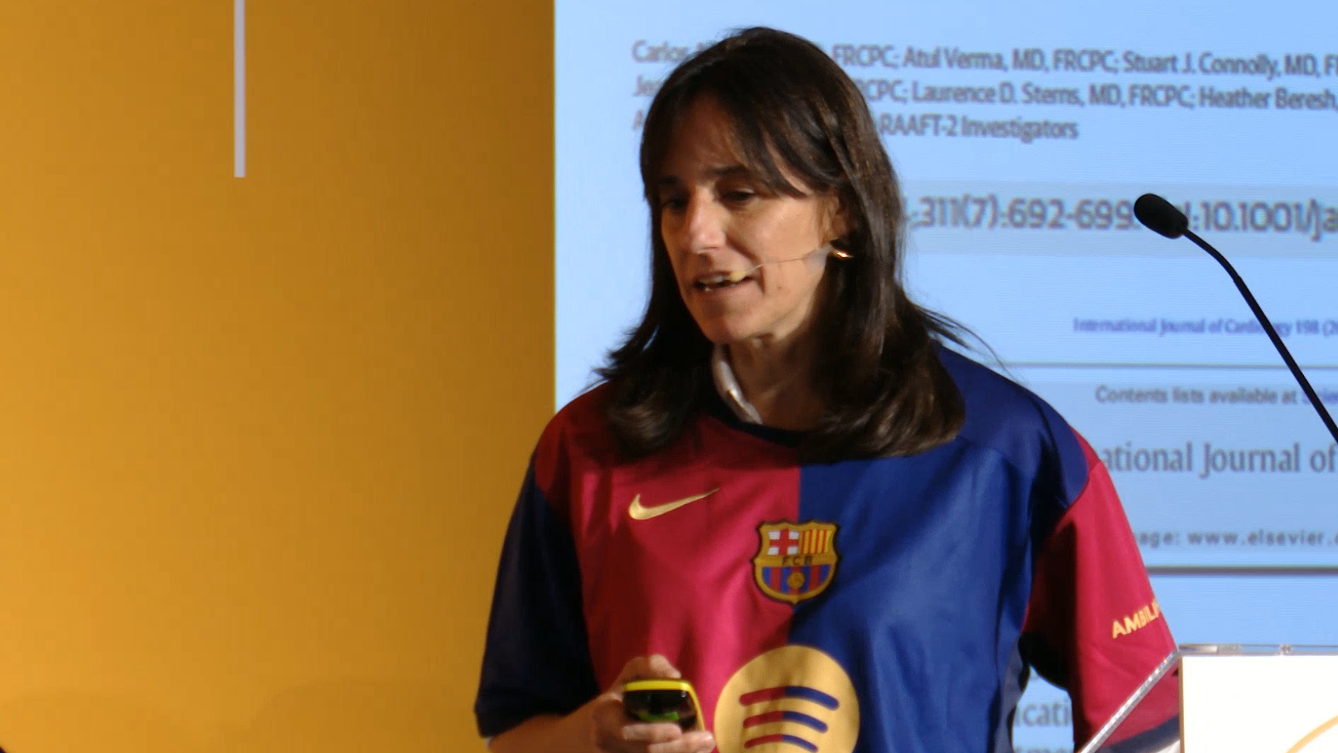 Primer episodio de fibrilación auricular con respuesta ventricular rápida, ¿ablación o tratamiento farmacológico en el seguimiento?