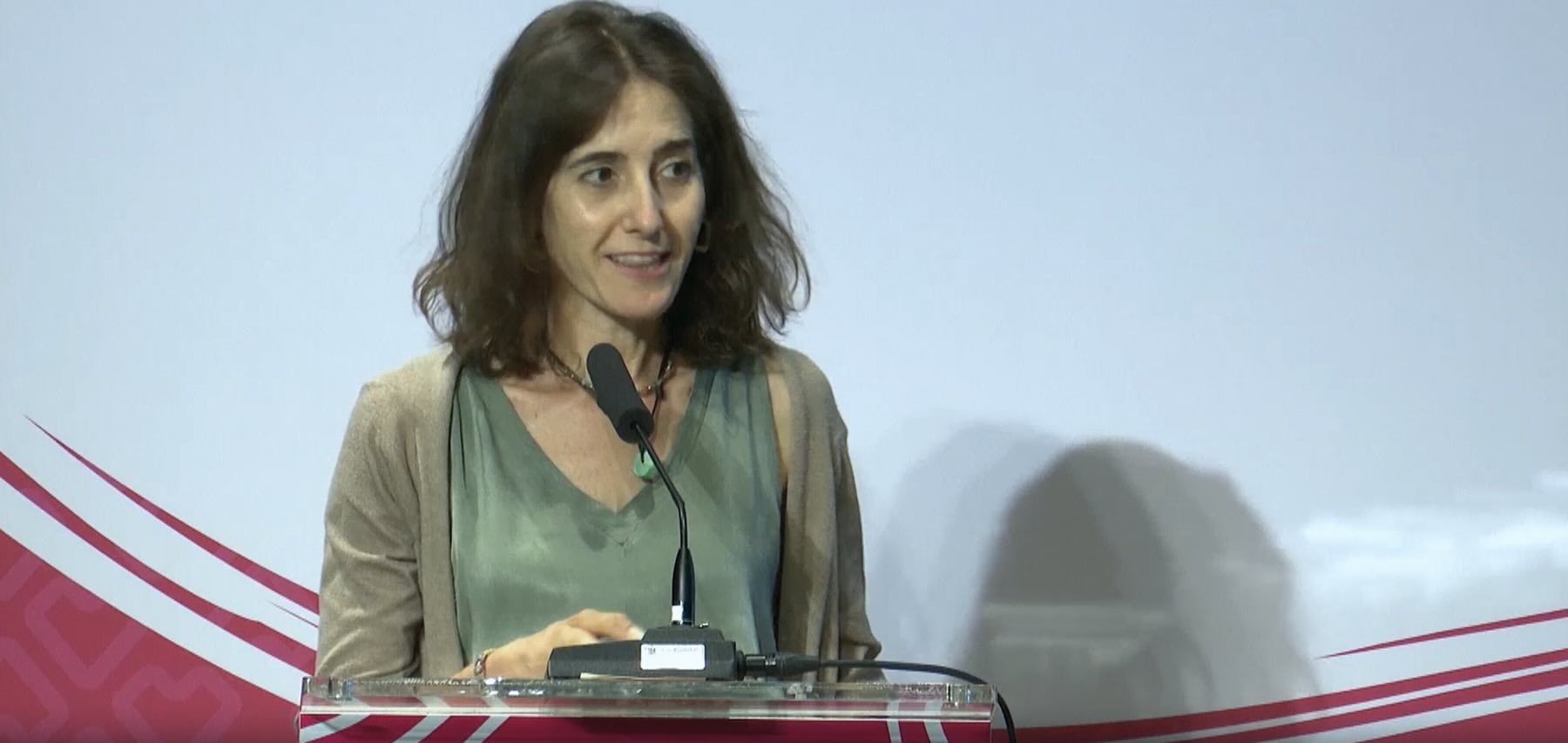 Hallazgos electrocardiográficos en pacientes con miocardiopatía arritmogénica y taquicardia ventricular con bloqueo de rama derecha