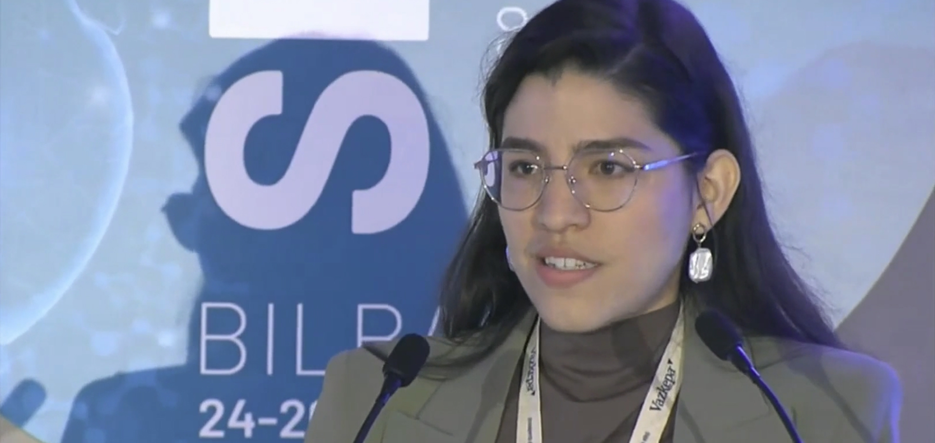 Casos clínicos residentes - Resección quirúrgica de angiosarcoma cardiaco sobre bioprótesis de válvula mitral en un paciente de 75 años