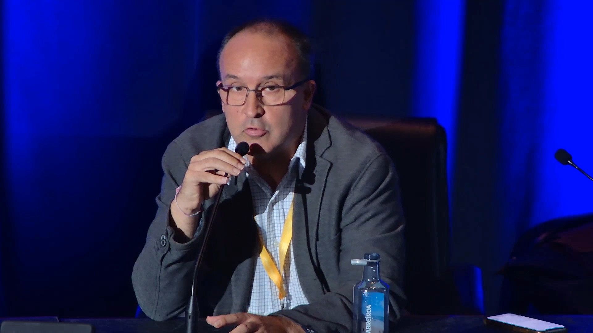 ¿Qué debe saber sobre el tratamiento percutáneo de las valvulopatías en el paciente mayor? - Discusión