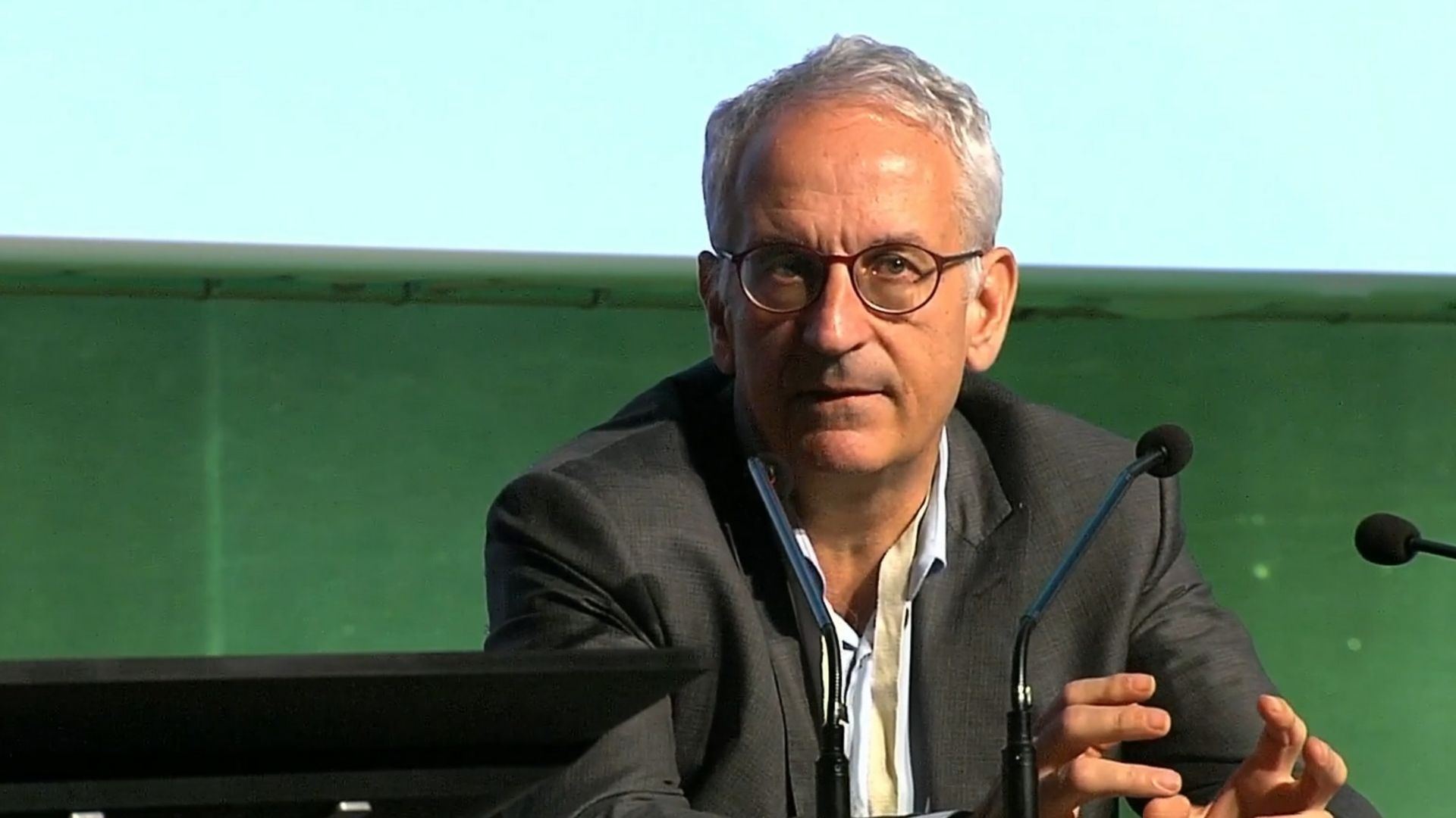 Cuando indicar el cierre de orejuela: ¿solo en pacientes con problemas con la anticoagulación o aplicable a más pacientes?