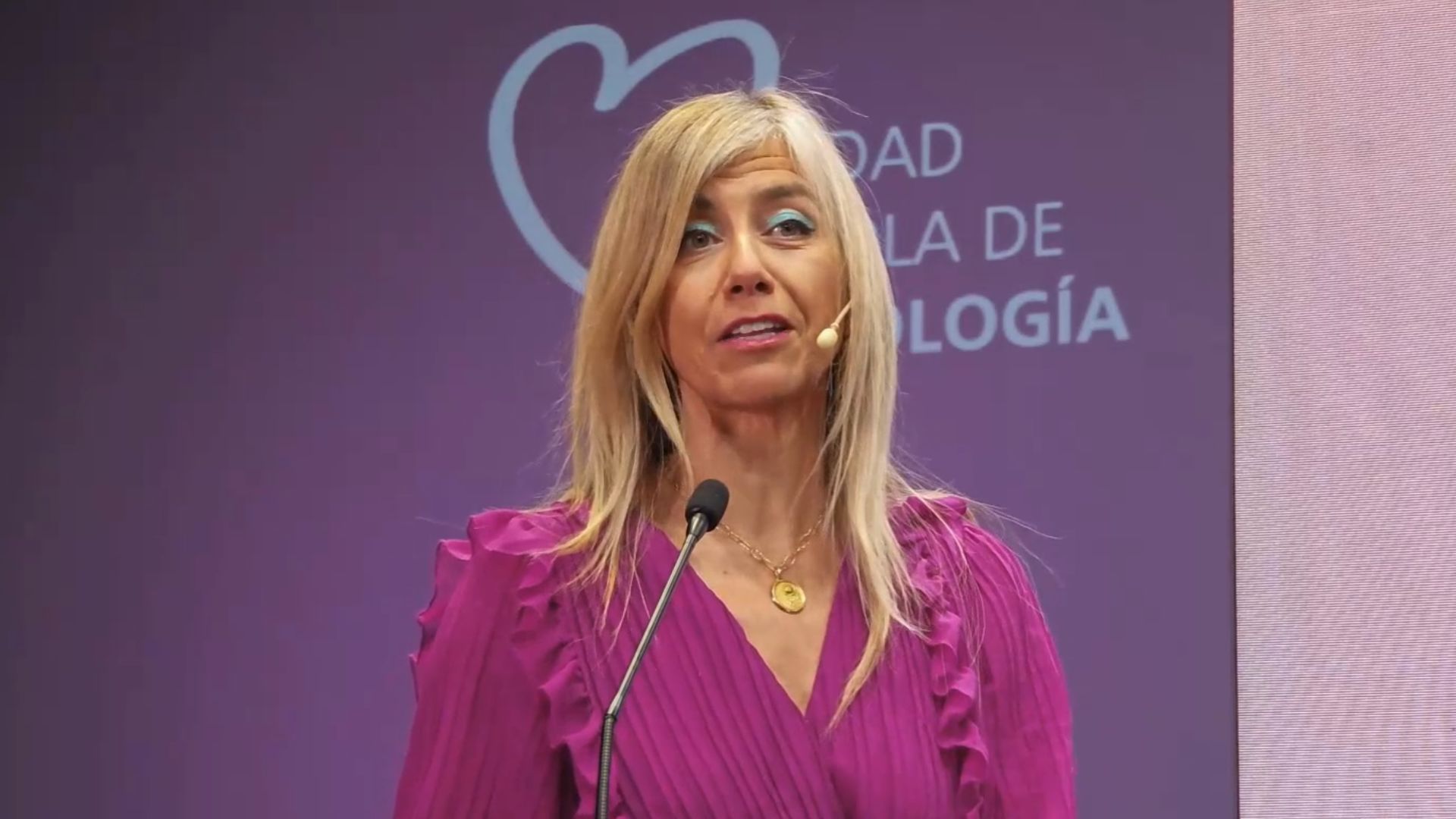 Desaf&iacute;os y nuevas estrategias para el tratamiento de la obesidad en la mujer